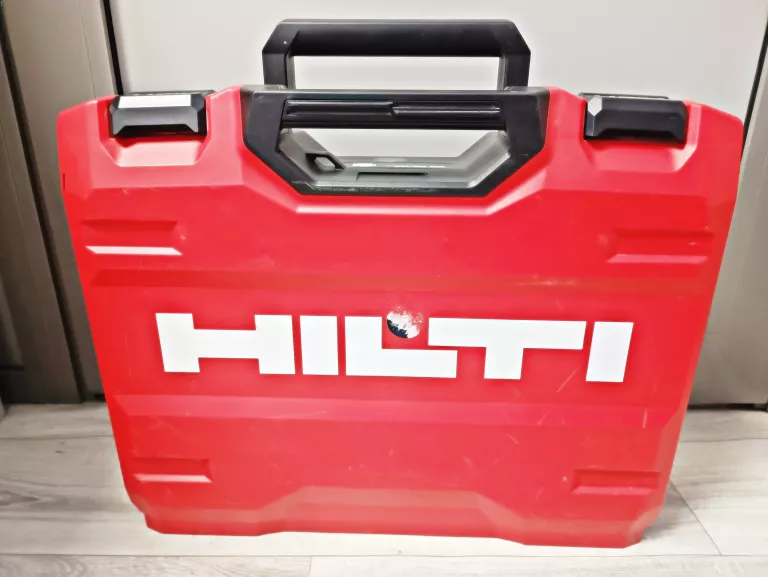 LASER HILTI PM 30-MG + STATYW PMA 20 +2AKU+ ŁADOWARKA + GW. DO 17.7.2026