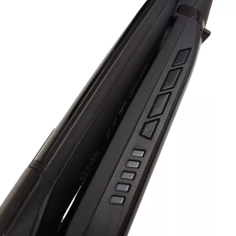 PROSTOWNICA BABYLISS PURE METAL ST495E