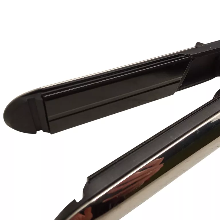 PROSTOWNICA BABYLISS PURE METAL ST495E