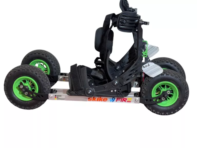 NARTOROLKI SKIKE V9 FIRE + KOŁO ZAPASOWE