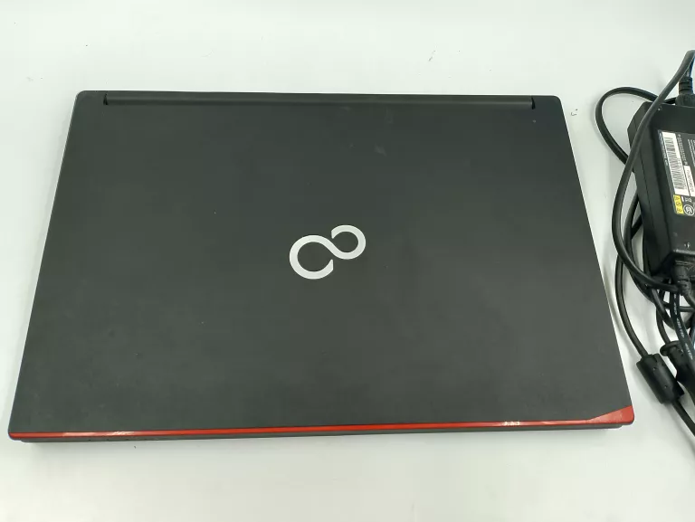LAPTOP FUJITSU LIFEBOOK E544 I5 8GB / 500 GB SSD