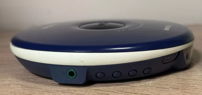 ODTWARZACZ CD DISCMAN SONY WALKMAN D-NE004
