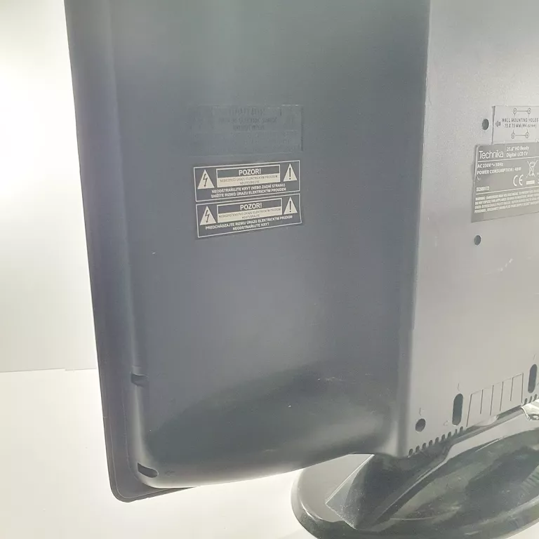 TELEWIZOR TECHNIKA LCD 21.6 CALA LCD 22-541 ODBIÓR OSOBISTY