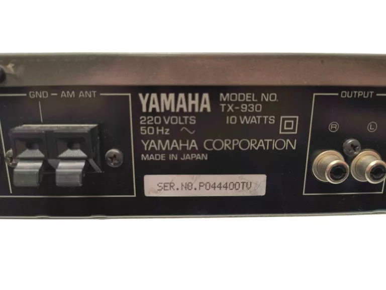 yamaha-tx-930-tuner-radiowy-kolor-718-1