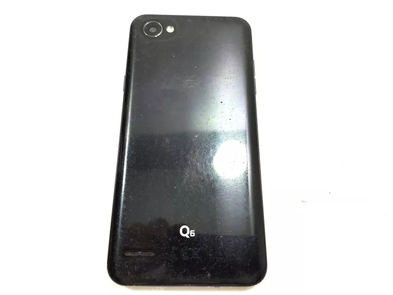TELEFON LG Q6 3GB