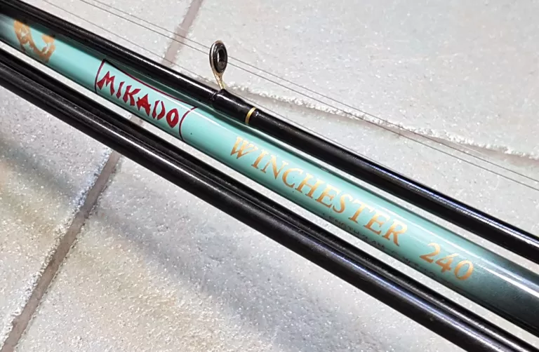 WĘDKA MIKADO WINCHESTER 240 + KOŁOWROTEK DIAMOND EX 040 + PODPÓRKI