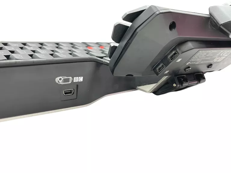 KLAWIATURA MODUŁOWA PRZEWODOWA MAD CATZ S.T.R.I.K.E. 7