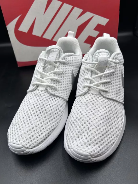BUTY NIKE ROSHE RUN 724850100 ROZ. 37,5 BIAŁE OKAZJA!