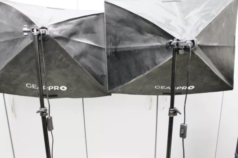 2 X LAMPA STUDYJNA SOFTBOX GEAR PRO 175 WAT ZE STATYWAMI
