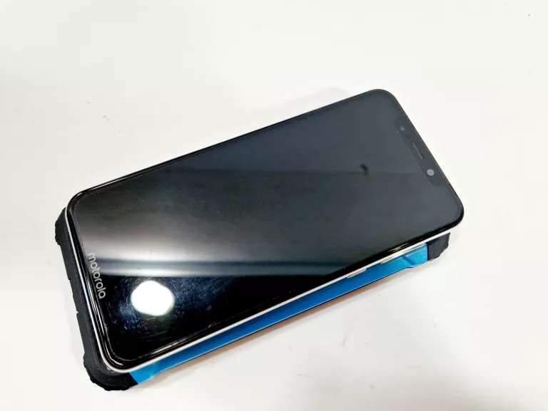 SMARTFON MOTOROLA ONE 4GB/64GB Z ETUI | BIAŁY