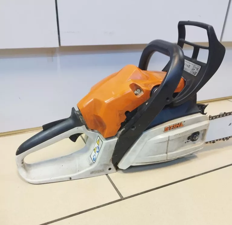 PIŁA STIHL MS 182