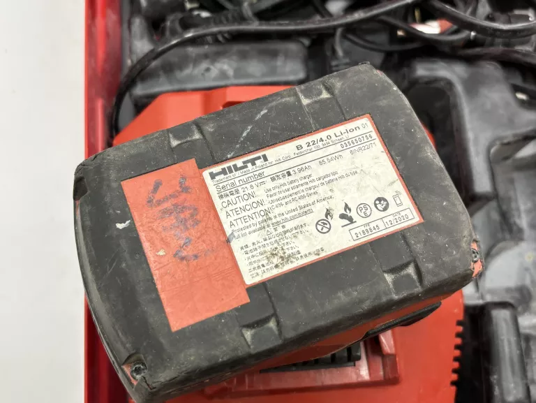WKRĘTARKA DO PŁYT GIPSOWYCH HILTI SD 5000-A22 + 3 AKU + ŁAD