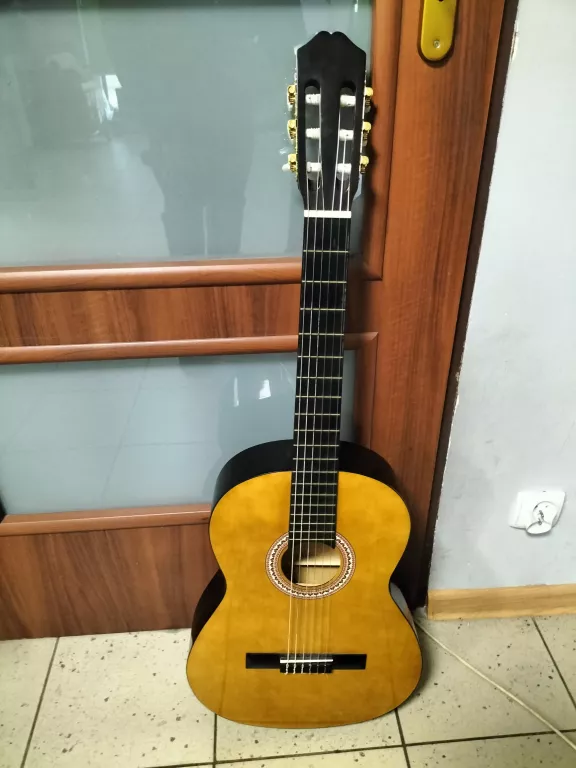 GITARA KLASYCZNA DURANGO MG 006 + POKROWIEC