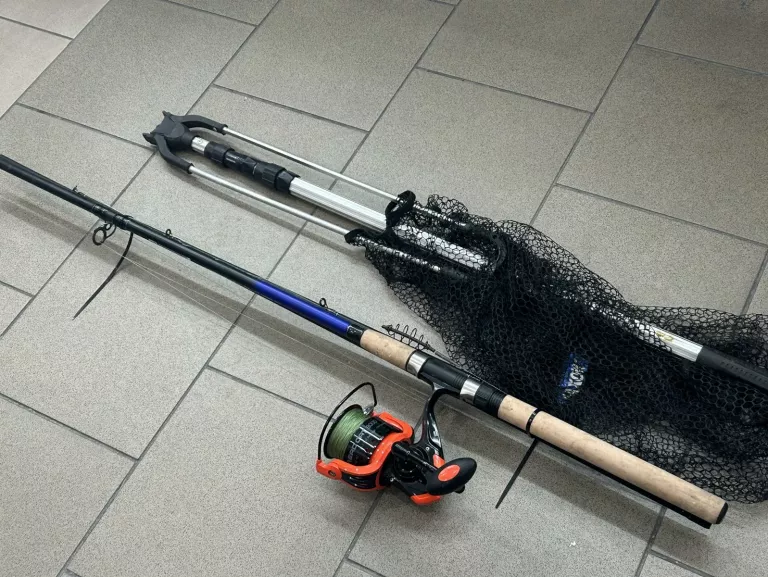 WĘDKA MIRACLE FISH 330 + KOŁOWROTEK DREAD CAT 8000 + PODBIERAK JAXON