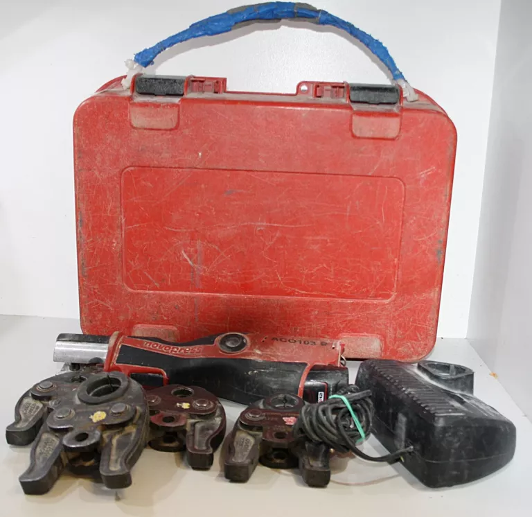 ZACISKARKA MILWAUKEE NOVOPRESS ACO 103 BT + 4 X SZCZĘKI