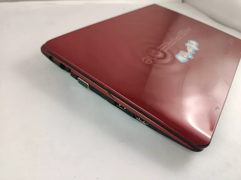 NETBOOK ACER ASPIRE ONE 722-C5CRR , WIN7, AMD C50, 2GB, 500GB