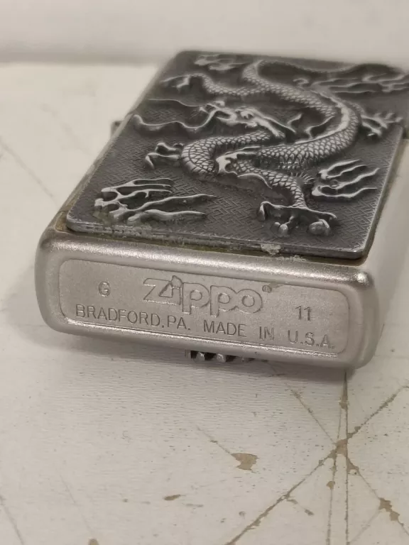 ZAPALNICZKA ZIPPO WĄŻ/PUNISHER