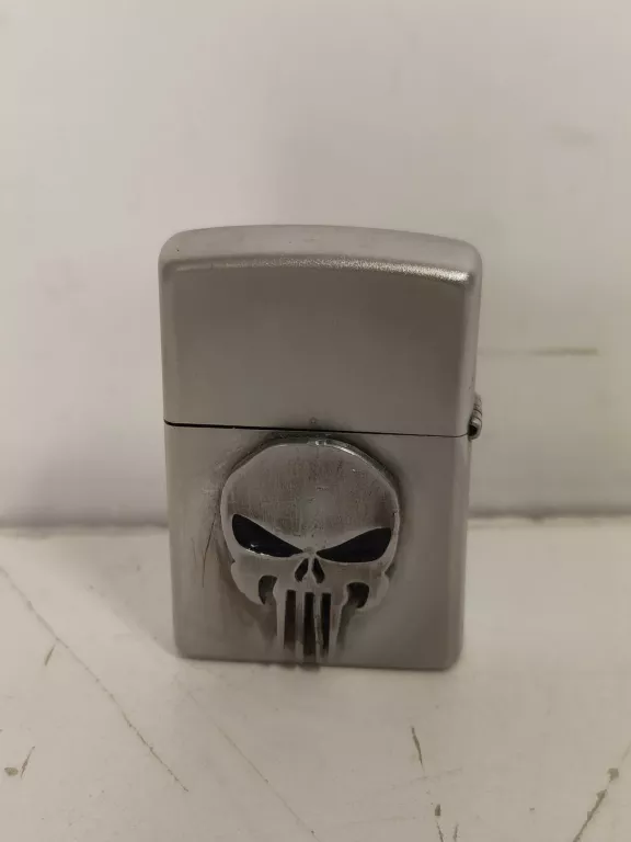 ZAPALNICZKA ZIPPO WĄŻ/PUNISHER