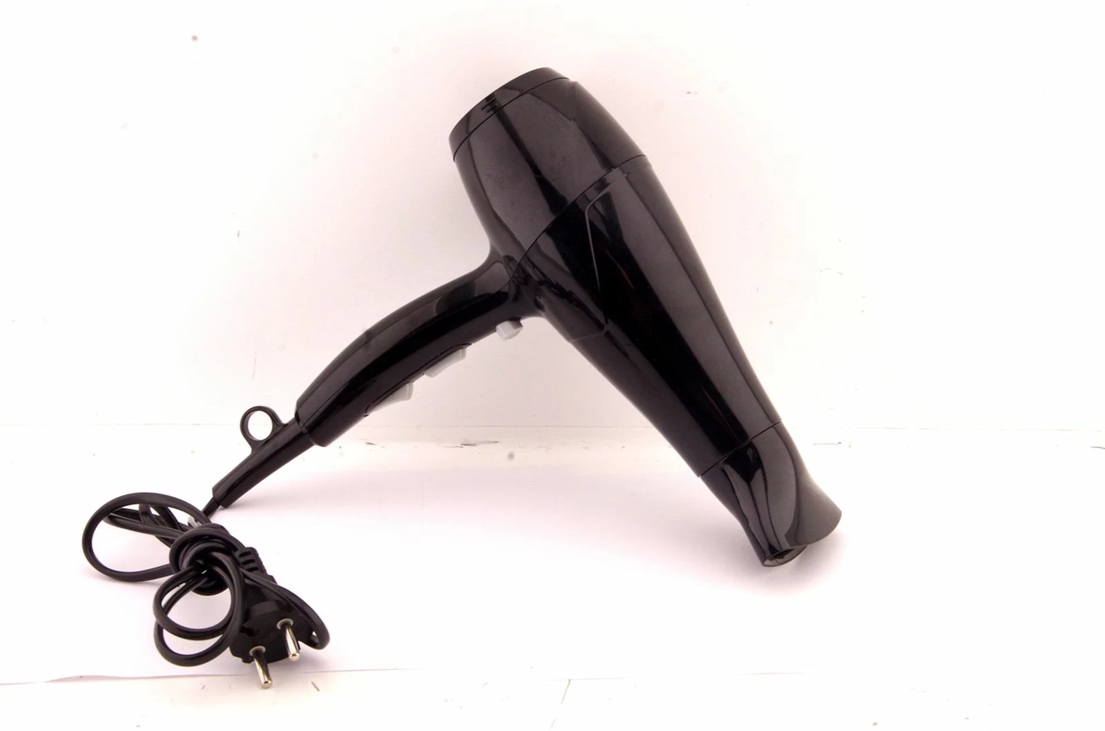 romantyczna-suszarka-do-wlosow-zelmer-zhd8470-dw-9017-2200-w-czarna-ean-gtin-5908269350704