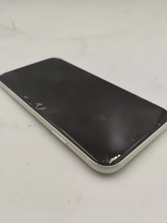 TELEFON APPLE IPHONE 11 64GB 86% PUD ZBITY