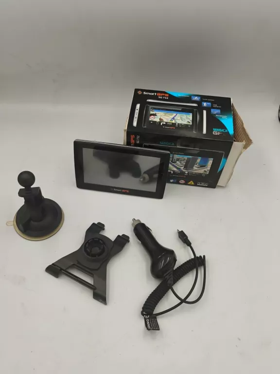 NAWIGACJA SMARTGPS SG732 + PUD/UCHWYT