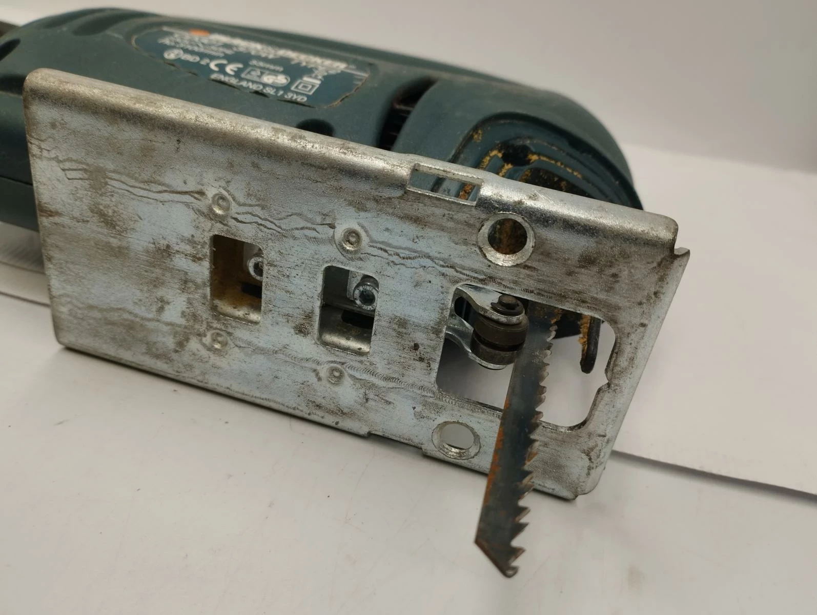 wyrzynarka-black-decker-cd301-stan-11323-2