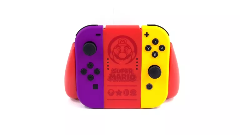 KONTROLERY JOY-CON PAIR DO NINTENDO SWITCH + UCHWYT POWERA MARIO