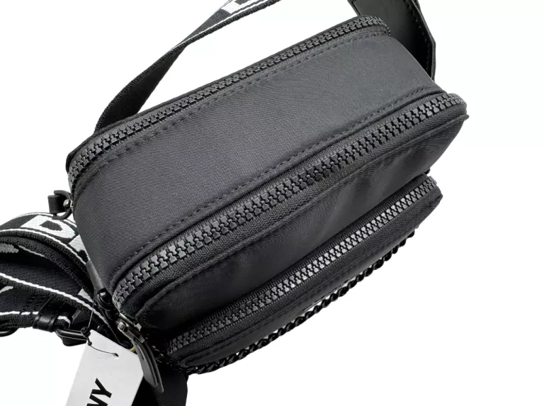 TOREBKA SASZETKA CROSSBODY DKNY CZARNA Z ŁAŃCUSZKIEM JAK NOWA!!