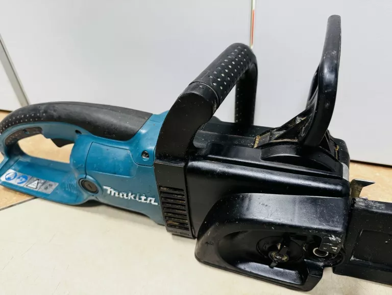 pila-lancuchowa-makita-uc4030a-ean-gtin-4002829642344