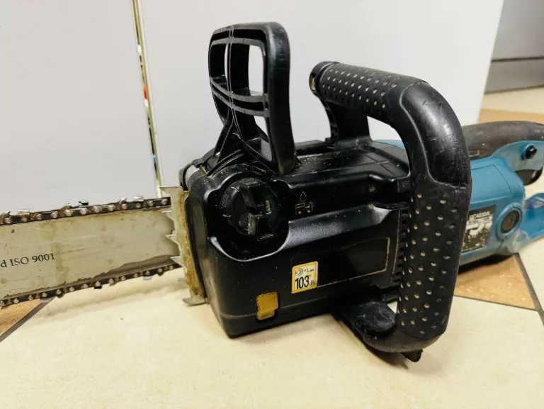 pila-lancuchowa-makita-uc4030a-maksymalna-moc-200000