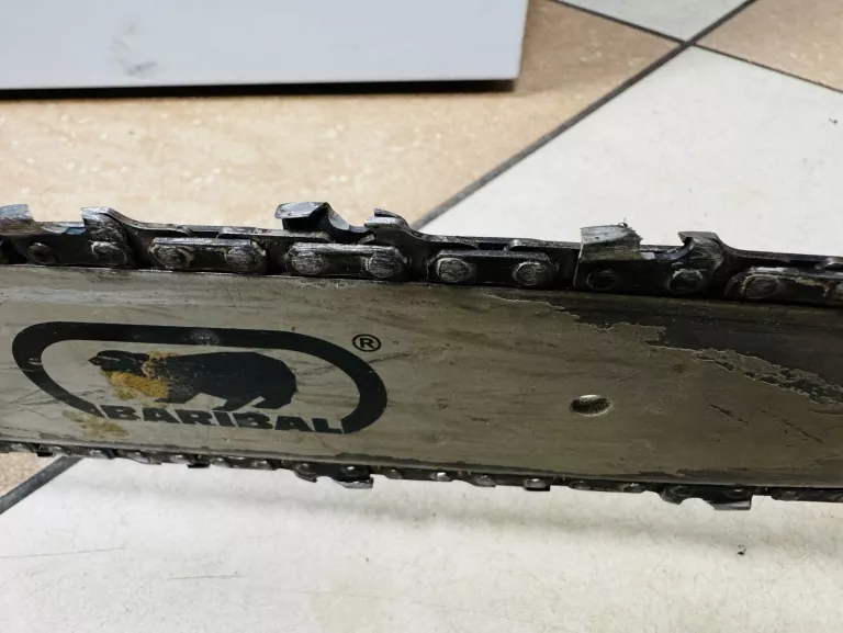 pila-lancuchowa-makita-uc4030a-marka-129307-11