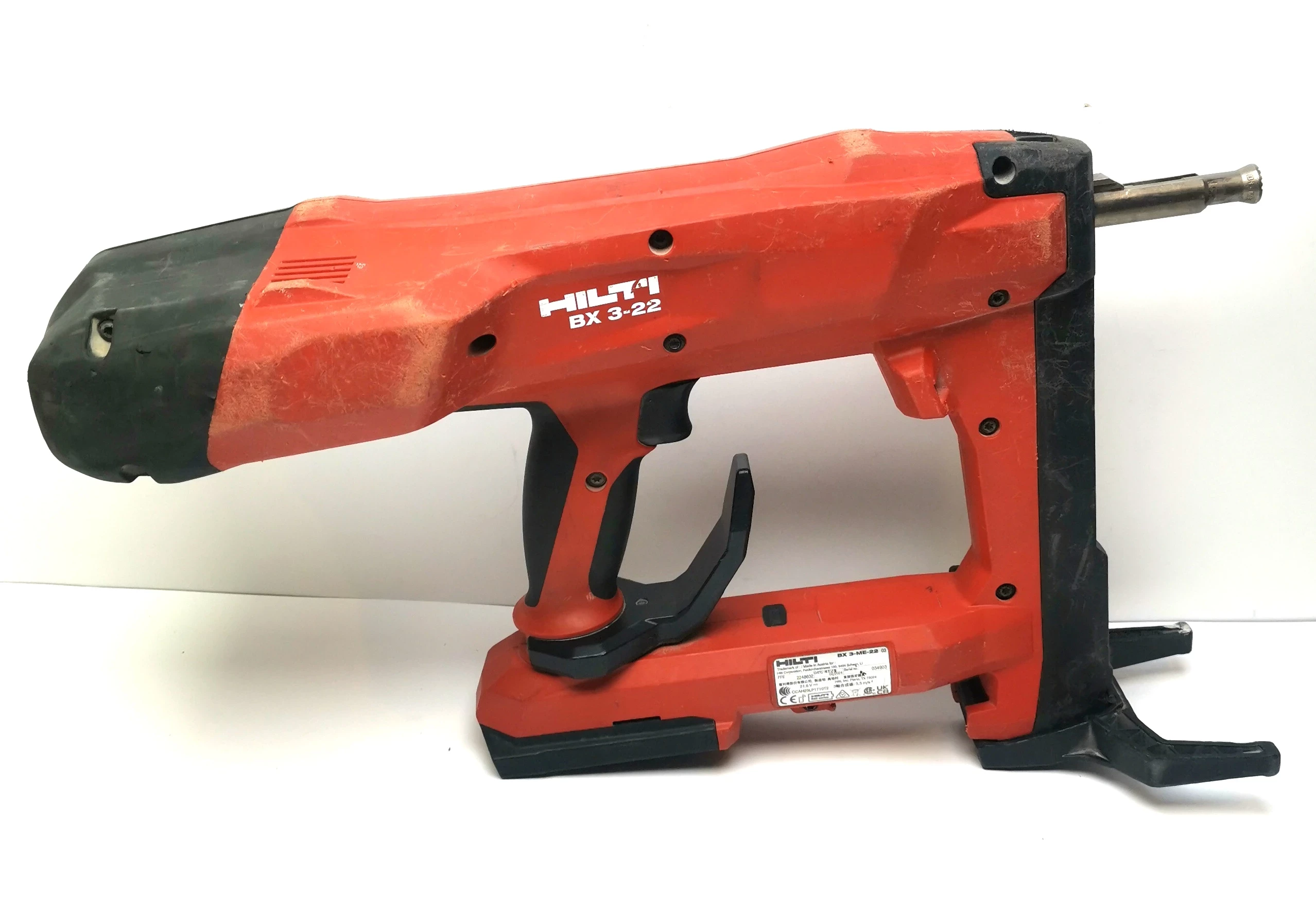 osadzak-gwozdziarka-hilti-bx-3-22-nuron-do-betonu-2-aku-lad-walizka-stan-11323-2