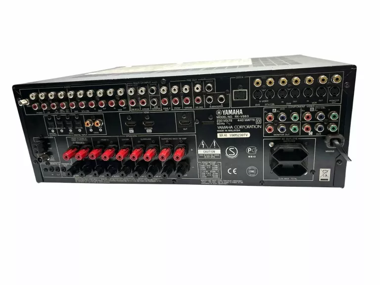 AMPLITUNER YAMAHA RX-V663 - PILOT W ZESTAWIE
