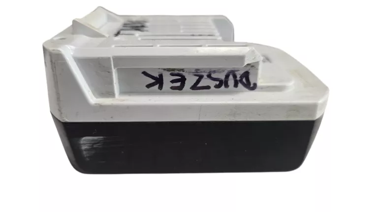 BATERIA MAKITA BL1415G 14.4V 1.5AH