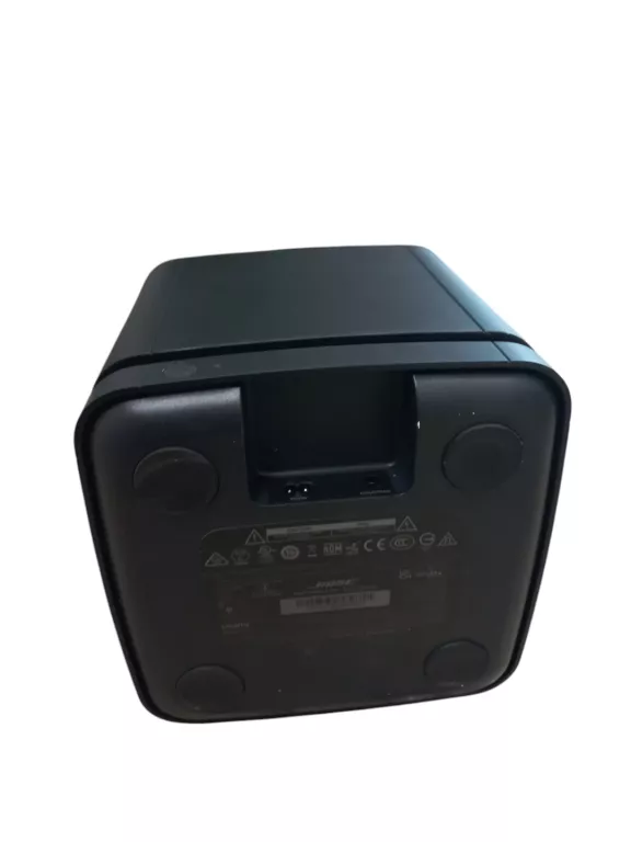 SOUNDBARD BOSE 900 + SUBWOOFER BOSE BASS MODULE 700