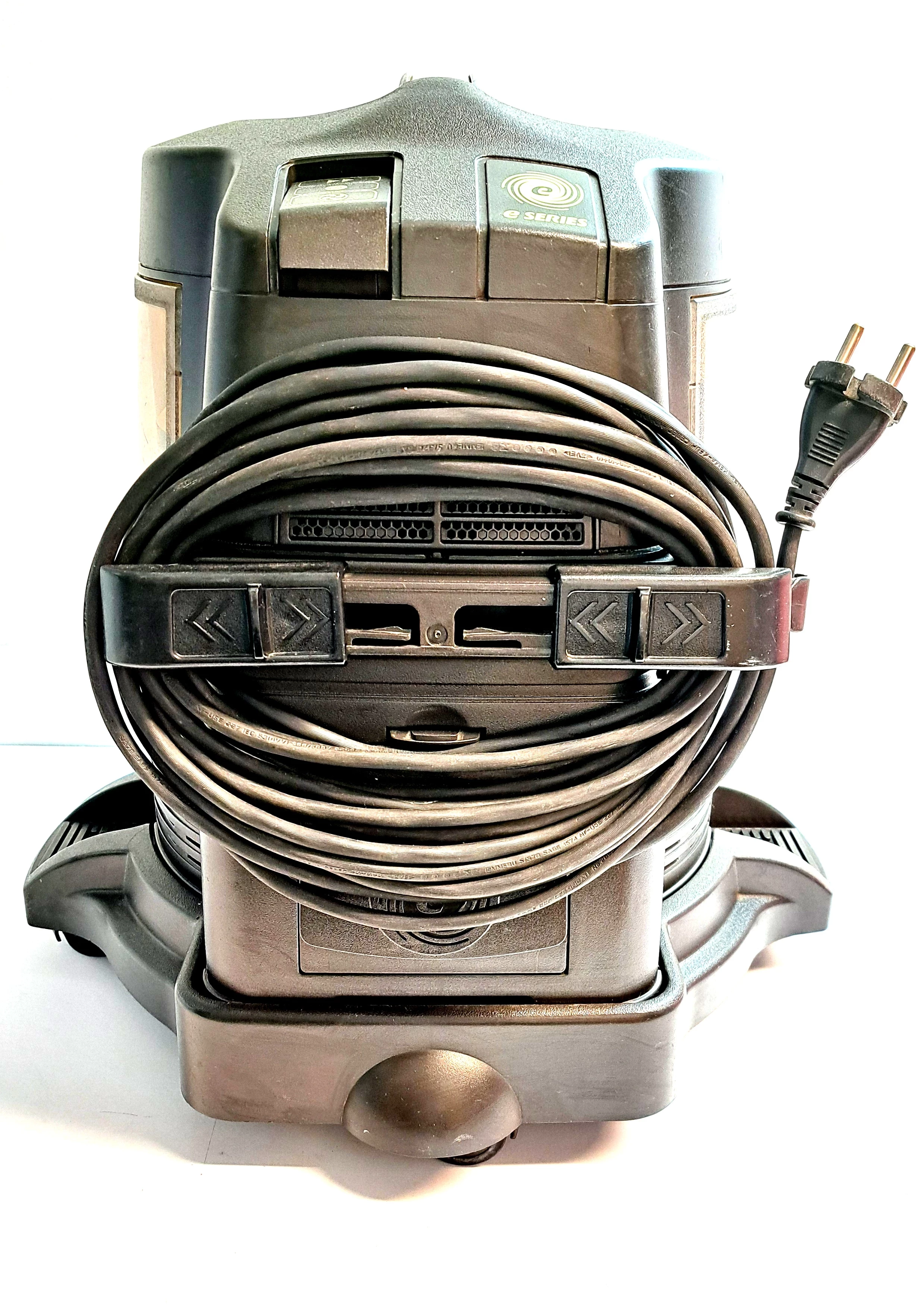 odkurzacz-rainbow-e2-series-pioracy-z-elktrowezem-i-szczota-ean-gtin-8904382728502