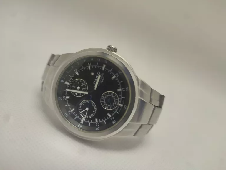 ZEGAREK CASIO EF-305