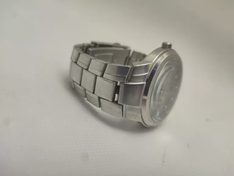 ZEGAREK CASIO EF-305