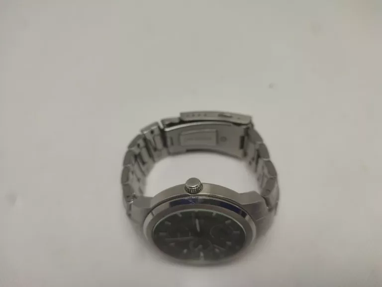 ZEGAREK CASIO EF-305