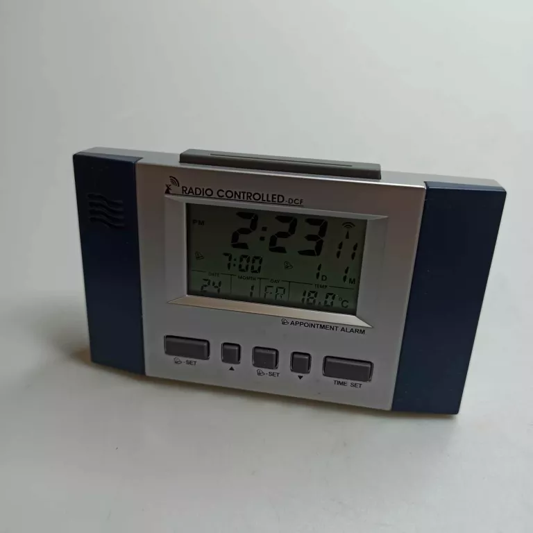 RADIO BUDZIK DCF