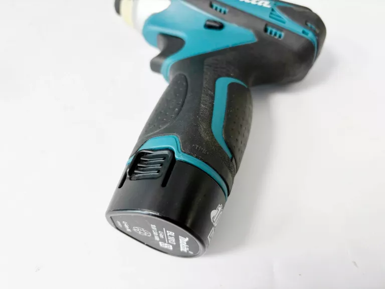 WKRĘTARKA MAKITA TD090D 10,8 2X1,3AH WALIZKA