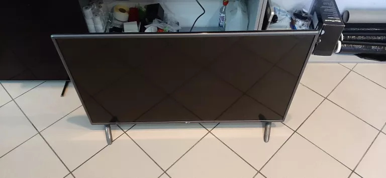 TELEWIZOR LG 42' 42LF5800 PILOT
