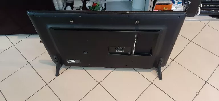 TELEWIZOR LG 42' 42LF5800 PILOT