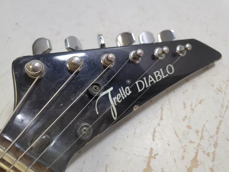 GITARA ELEKTRYCZNA  TRELLA DIABLO