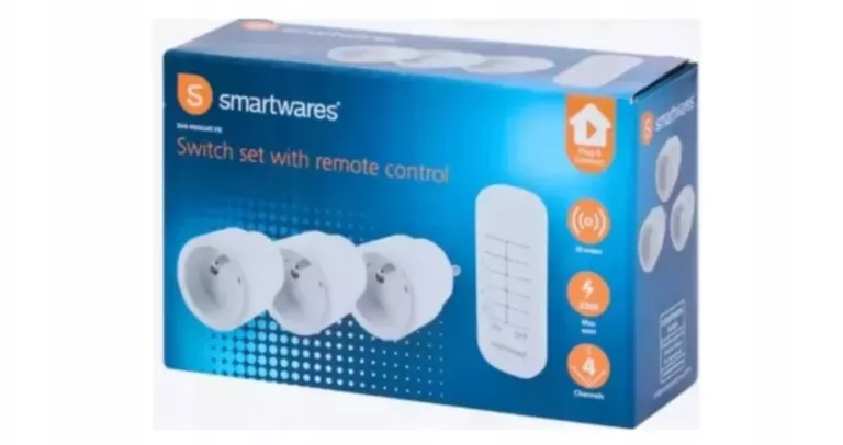 GNIAZDO 3 X GNIAZDA ELEKTRYCZNE ZDALNIE STEROWANE SMARTWARES BIAŁE + PILOT