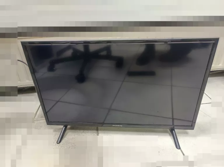 TELEWIZOR THOMSON 28HD3206 28" + PILOT
