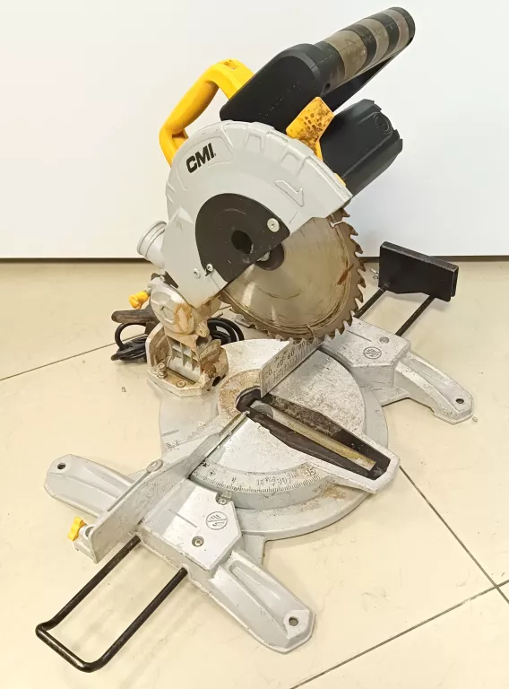 PIŁA UKOSOWA - STOŁOWA CMI 1450W 210MM