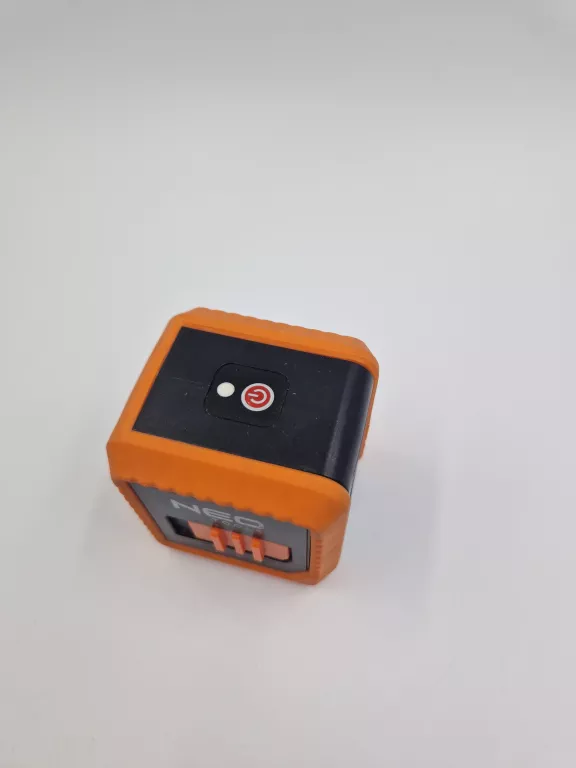 LASER NEO TOOLS 75-100 ZAKRES-10M