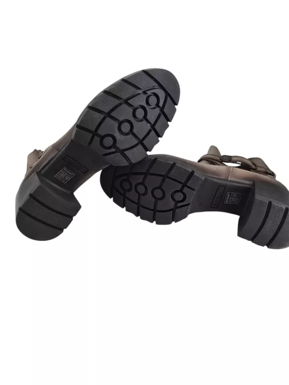 BUTY BAGATT R. 40 BOTKI ZA KOSTKĘ