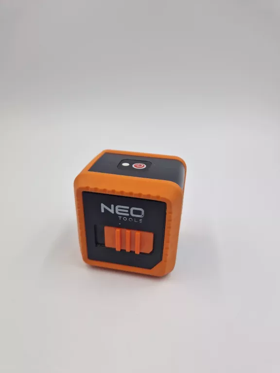 LASER NEO TOOLS 75-100 ZAKRES-10M